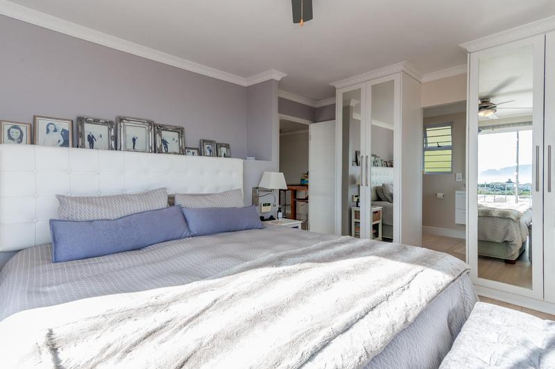 4 Bedroom Property for Sale in Kommetjie Western Cape
